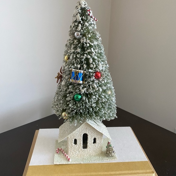 SOLD - Picture 3 of 6